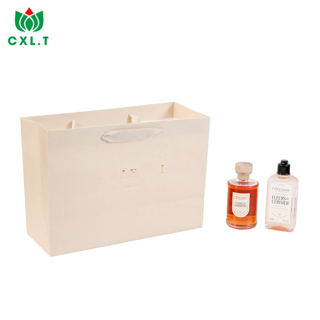 Custom Logo Printed Kraft Paper Bags for Gift Packaging